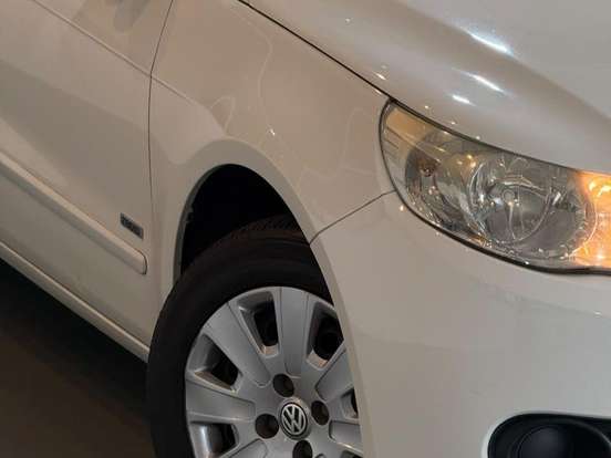 VOLKSWAGEN-VOYAGE-1.0 MI 8V FLEX 4P MANUAL VOLKSWAGEN-VOYAGE-2010