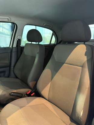 VOLKSWAGEN-VOYAGE-1.0 MI 8V FLEX 4P MANUAL VOLKSWAGEN-VOYAGE-2010