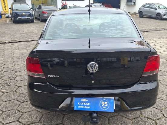 VOLKSWAGEN-VOYAGE-1.0 MI 8V FLEX 4P MANUAL VOLKSWAGEN-VOYAGE-2010