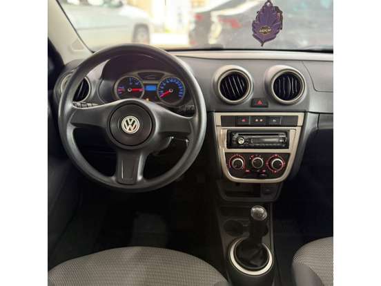 VOLKSWAGEN-VOYAGE-1.6 MI 8V FLEX 4P MANUAL VOLKSWAGEN-VOYAGE-2011