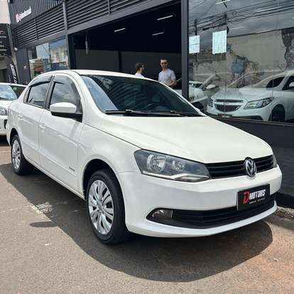VOLKSWAGEN-VOYAGE-2013