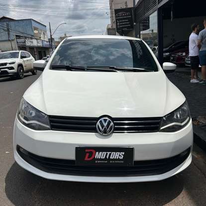 VOLKSWAGEN-VOYAGE-2013