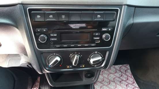 VOLKSWAGEN-VOYAGE-1.6 MI HIGHLINE 8V FLEX 4P MANUAL VOLKSWAGEN-VOYAGE-2013