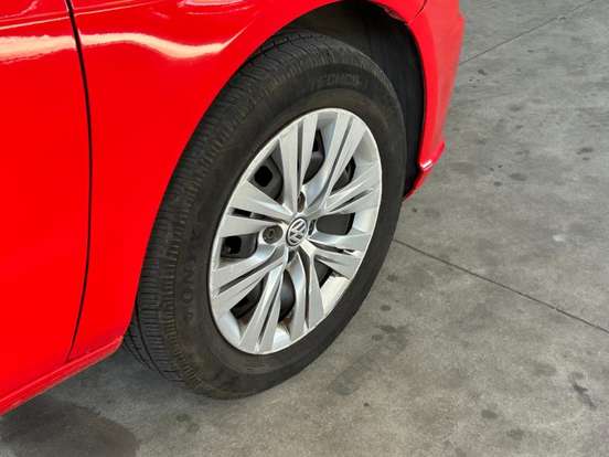 VOLKSWAGEN-VOYAGE-1.6 MSI TOTALFLEX 4P MANUAL VOLKSWAGEN-VOYAGE-2018