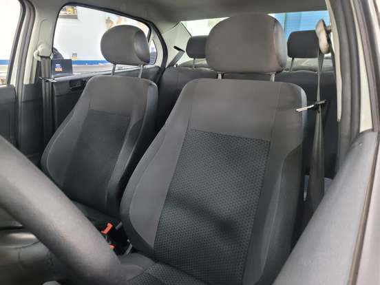 VOLKSWAGEN-VOYAGE-2021