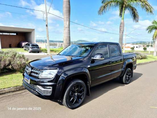 VOLKSWAGEN-AMAROK-2023