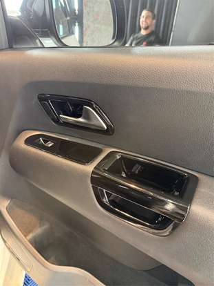VOLKSWAGEN-AMAROK-2018