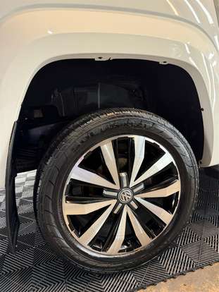 VOLKSWAGEN-AMAROK-2018