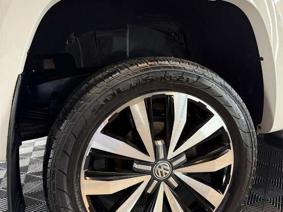 VOLKSWAGEN-AMAROK-3.0 V6 TDI DIESEL HIGHLINE EXTREME CD 4MOTION AUTOMÁTICO VOLKSWAGEN-AMAROK-2018