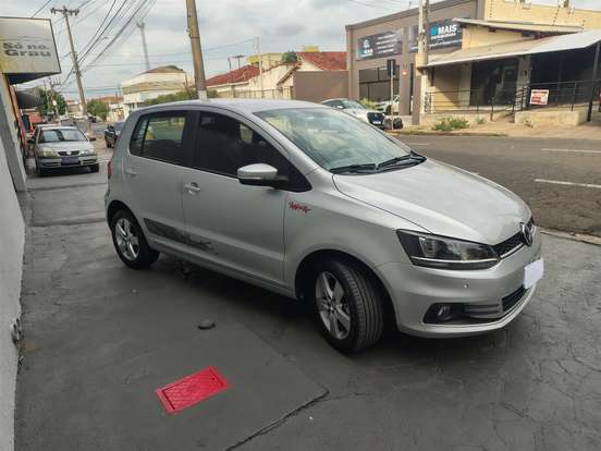 VOLKSWAGEN-FOX-1.6 MI ROCK IN RIO 8V FLEX 4P MANUAL VOLKSWAGEN-FOX-2015