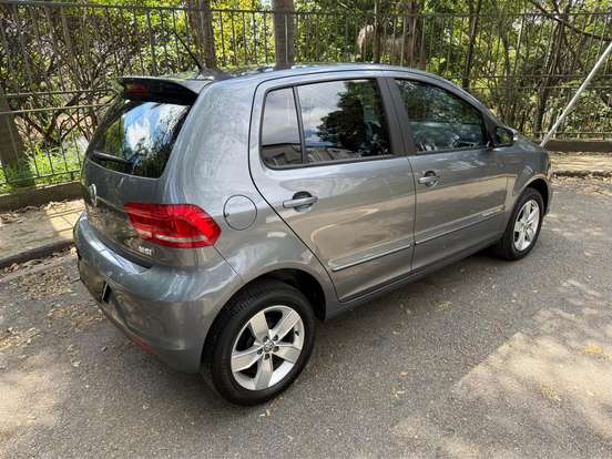 VOLKSWAGEN-FOX-1.6 MSI COMFORTLINE 8V FLEX 4P MANUAL VOLKSWAGEN-FOX-2017