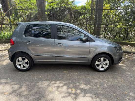 VOLKSWAGEN-FOX-1.6 MSI COMFORTLINE 8V FLEX 4P MANUAL VOLKSWAGEN-FOX-2017