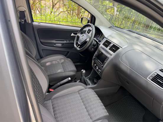 VOLKSWAGEN-FOX-1.6 MSI COMFORTLINE 8V FLEX 4P MANUAL VOLKSWAGEN-FOX-2017