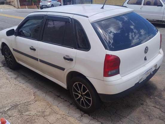 VOLKSWAGEN-GOL-1.0 MI 8V FLEX 4P MANUAL G.IV VOLKSWAGEN-GOL-2010