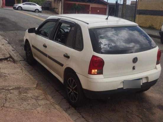 VOLKSWAGEN-GOL-1.0 MI 8V FLEX 4P MANUAL G.IV VOLKSWAGEN-GOL-2010