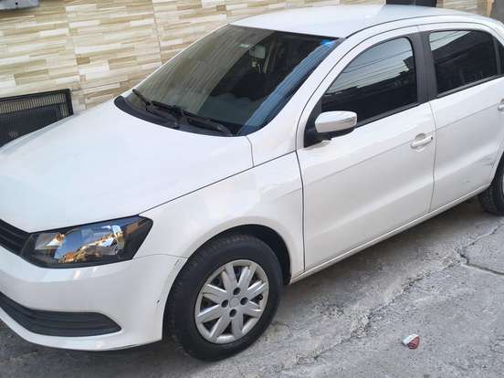 VOLKSWAGEN-GOL-1.0 MI TRENDLINE 8V FLEX 4P MANUAL VOLKSWAGEN-GOL-2014