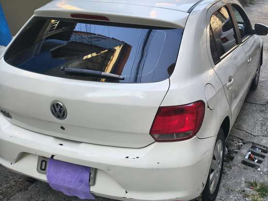 VOLKSWAGEN-GOL-1.0 MI TRENDLINE 8V FLEX 4P MANUAL VOLKSWAGEN-GOL-2014