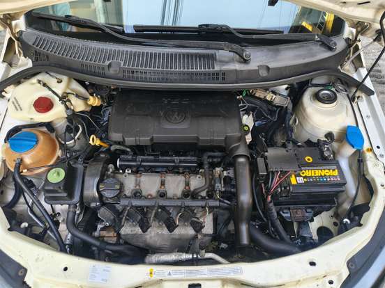 VOLKSWAGEN-GOL-2014