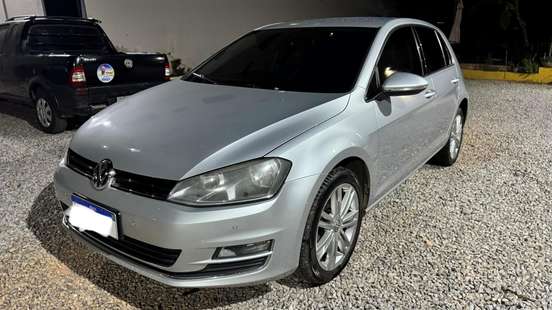 VOLKSWAGEN-GOLF-2013