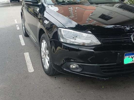 VOLKSWAGEN-JETTA-2.0 COMFORTLINE FLEX 4P TIPTRONIC VOLKSWAGEN-JETTA-2012