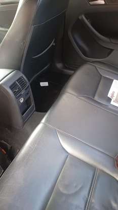 VOLKSWAGEN-JETTA-2012