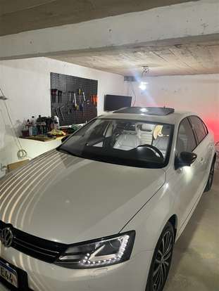 VOLKSWAGEN-JETTA-2.0 TSI HIGHLINE 211CV GASOLINA 4P TIPTRONIC VOLKSWAGEN-JETTA-2013