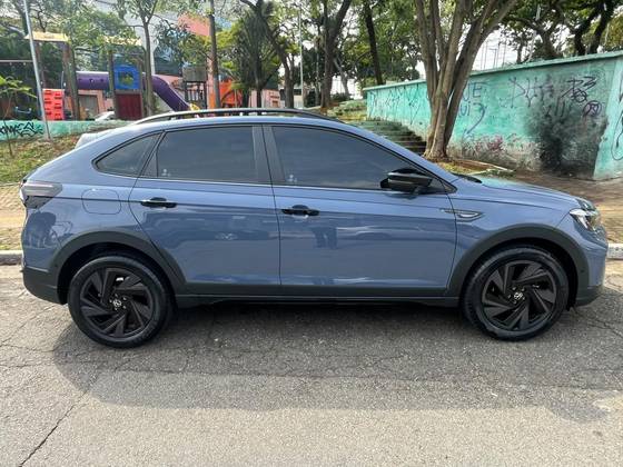 VOLKSWAGEN NIVUS 1.0 200 TSI TOTAL FLEX HIGHLINE AUTOMÁTICO