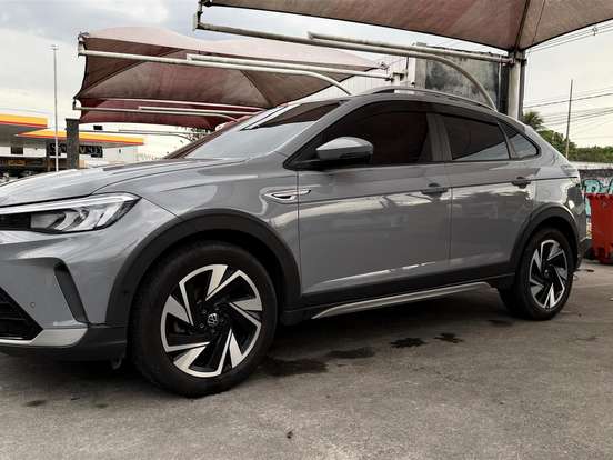 VOLKSWAGEN-NIVUS-1.0 200 TSI TOTAL FLEX HIGHLINE AUTOMÁTICO VOLKSWAGEN-NIVUS-2025