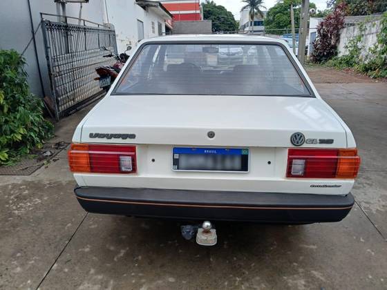 VOLKSWAGEN PASSAT 1.6 SURF 8V GASOLINA 2P MANUAL