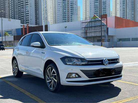 VOLKSWAGEN-POLO-2019