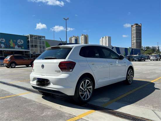 VOLKSWAGEN-POLO-2019