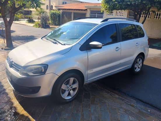 VOLKSWAGEN-SPACEFOX-1.6 MI TREND 8V FLEX 4P MANUAL VOLKSWAGEN-SPACEFOX-2011