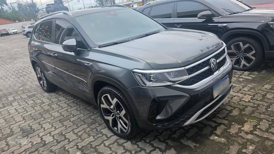 VOLKSWAGEN TAOS 1.4 250 TSI TOTAL FLEX HIGHLINE AUTOMÁTICO