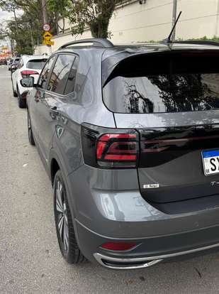VOLKSWAGEN-T-CROSS-2024