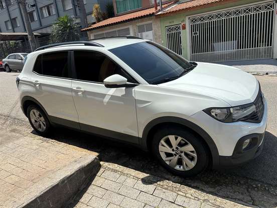 VOLKSWAGEN-T-CROSS-2021