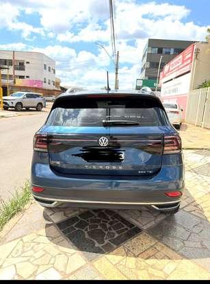 VOLKSWAGEN-T-CROSS-2020