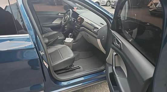 VOLKSWAGEN-T-CROSS-2022