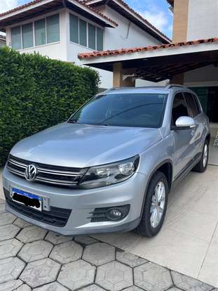 VOLKSWAGEN-TIGUAN-2011