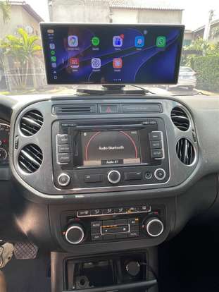VOLKSWAGEN-TIGUAN-2011