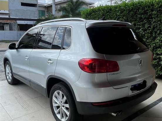 VOLKSWAGEN-TIGUAN-2.0 TSI 16V TURBO GASOLINA 4P TIPTRONIC VOLKSWAGEN-TIGUAN-2011