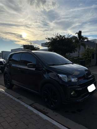 VOLKSWAGEN-UP-2021