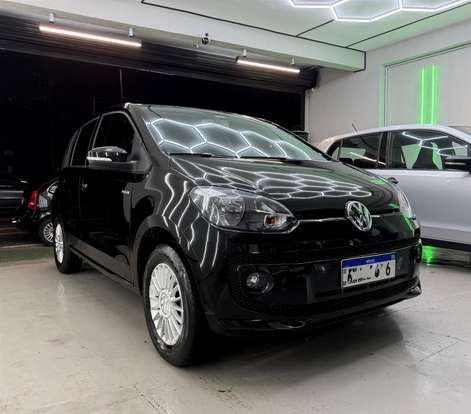 VOLKSWAGEN-UP-2017