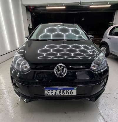 VOLKSWAGEN-UP-2017