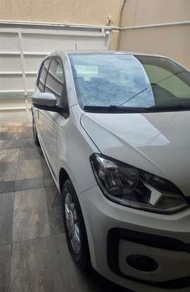 VOLKSWAGEN-UP-2017