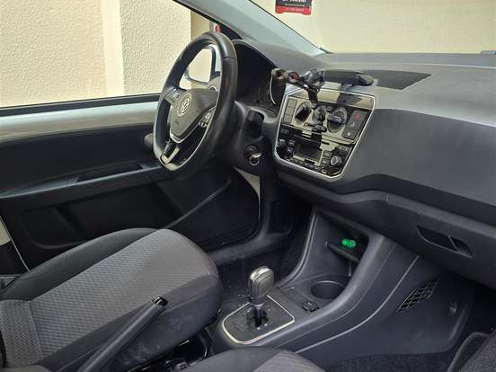 VOLKSWAGEN-UP-1.0 MPI MOVE UP 12V FLEX 4P AUTOMATIZADO VOLKSWAGEN-UP-2017