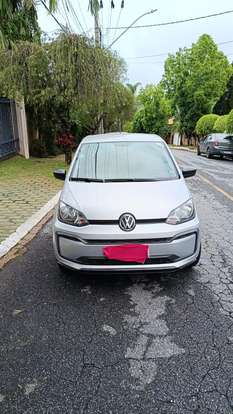 VOLKSWAGEN-UP-2017