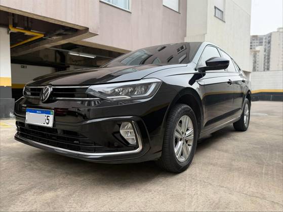 VOLKSWAGEN VIRTUS 1.0 200 TSI HIGHLINE AUTOMÁTICO