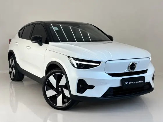 VOLVO C40 P8 RECHARGE PURE ELECTRIC AWD
