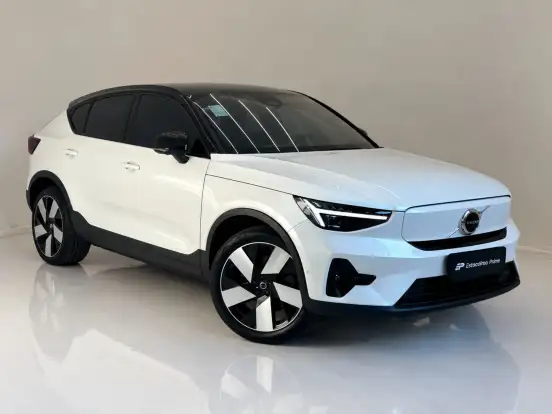 VOLVO-C40-2022