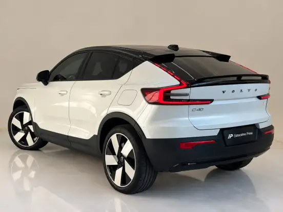 VOLVO-C40-P8 RECHARGE PURE ELECTRIC AWD VOLVO-C40-2022